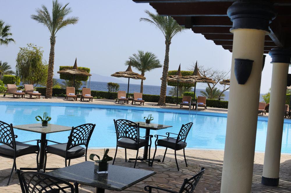Renaissance Sharm El Sheikh Golden View Beach Resort Esterno foto The pool at the Hilton Taba
